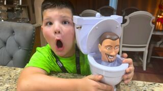 Brainrot: Miért néz a legújabb generáció WC-kagylóban éneklő fejeket?