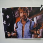 A férfi, aki nem hord órát, mert ő mondja meg, mennyi az idő: Chuck Norris öröksége