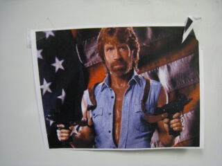 A férfi, aki nem hord órát, mert ő mondja meg, mennyi az idő: Chuck Norris öröksége