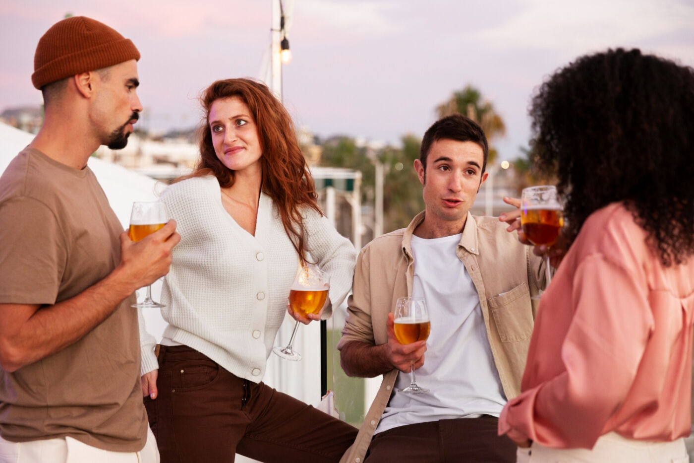 Pohárral a kézben: Te vajon melyik ivótípusba tartozol?